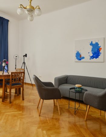 SALON 6