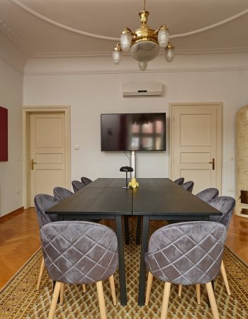 SALON 6